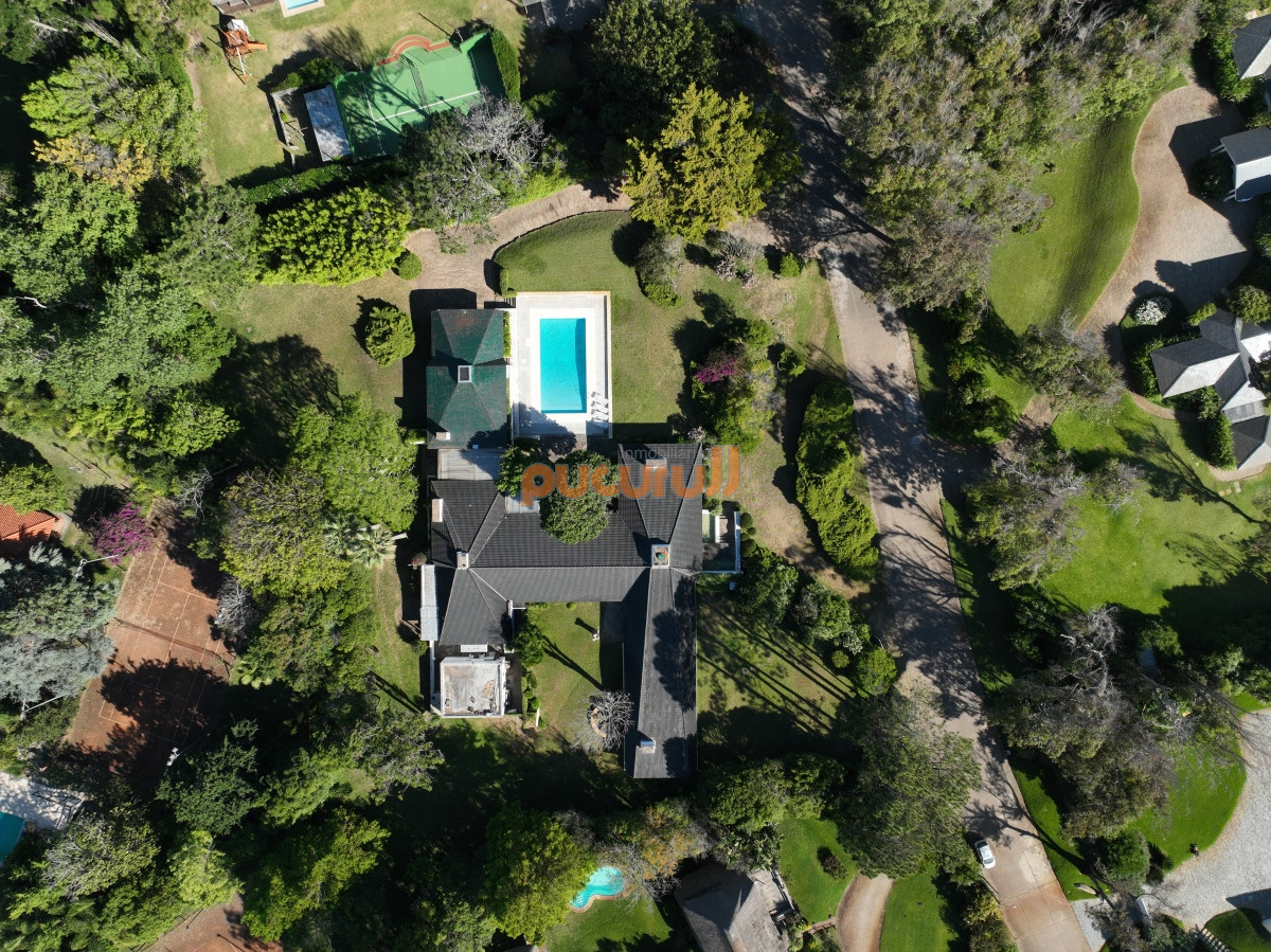 Casa ID.1655 - Venta Casa 6 suites en Punta Ballena