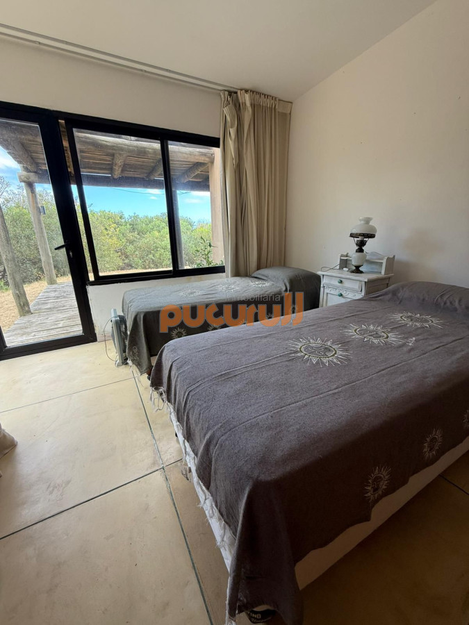 Casa ID.1976 - En lugar tranquilo. 