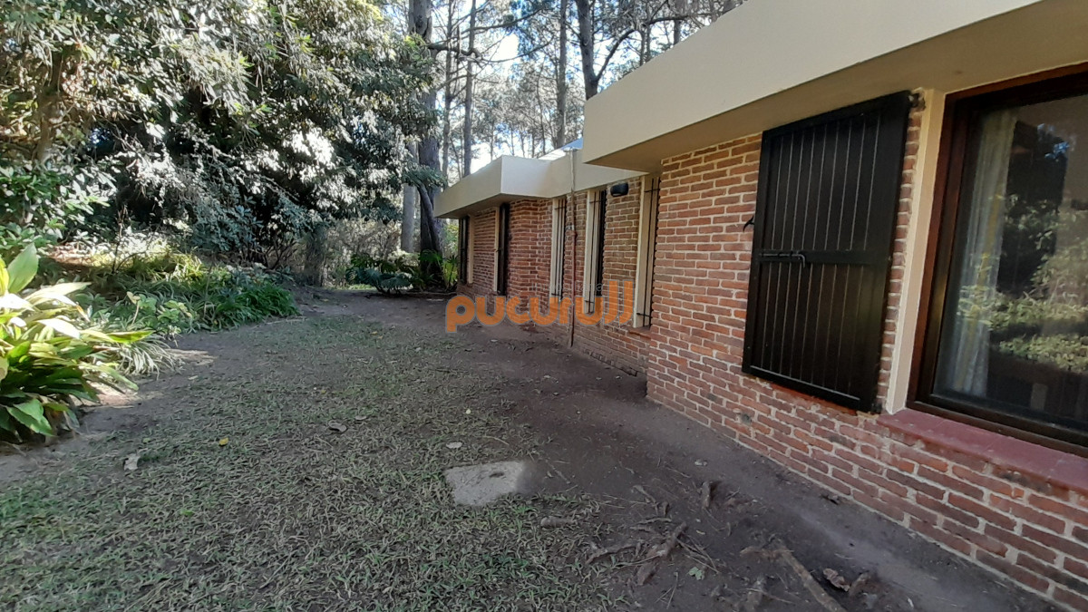 Casa ID.2204 - Excelente ubicación y entorno!