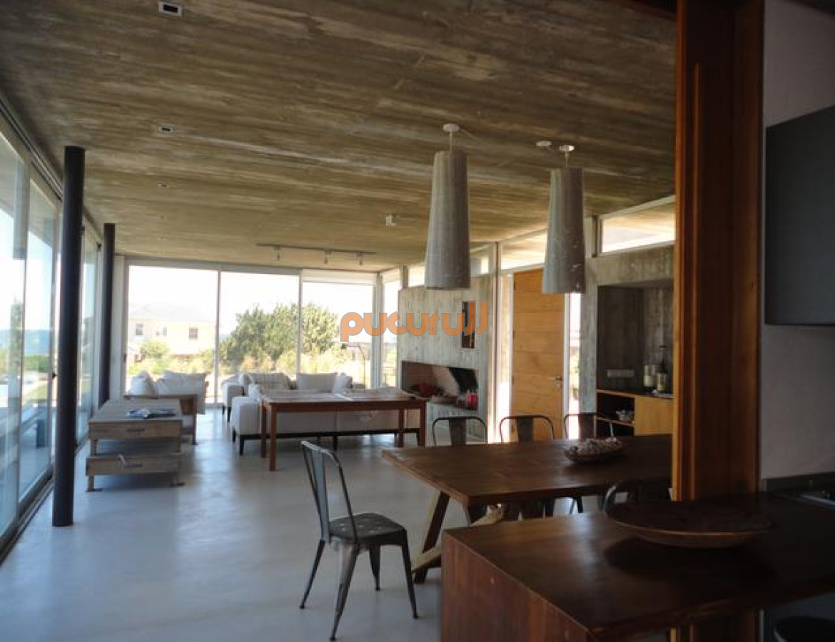 Casa ID.280 - Casa en Punta Ballena, Tio Tom