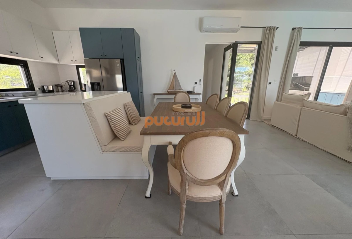 Casa ID.2462 - A pasos de la playa!!! 