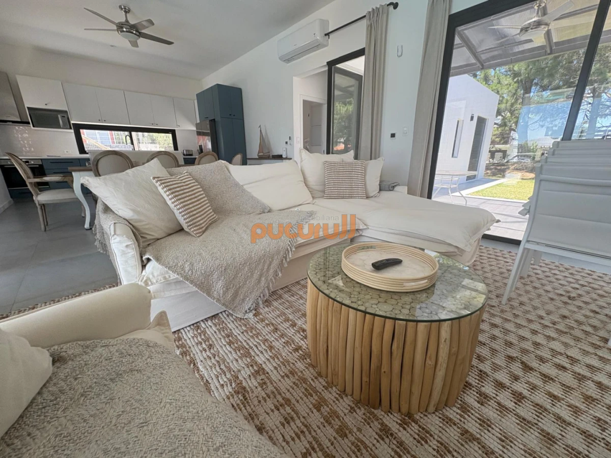 Casa ID.2462 - A pasos de la playa!!! 