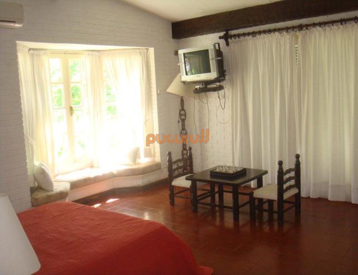 Casa ID.128 - Solanas zona Oeste. 