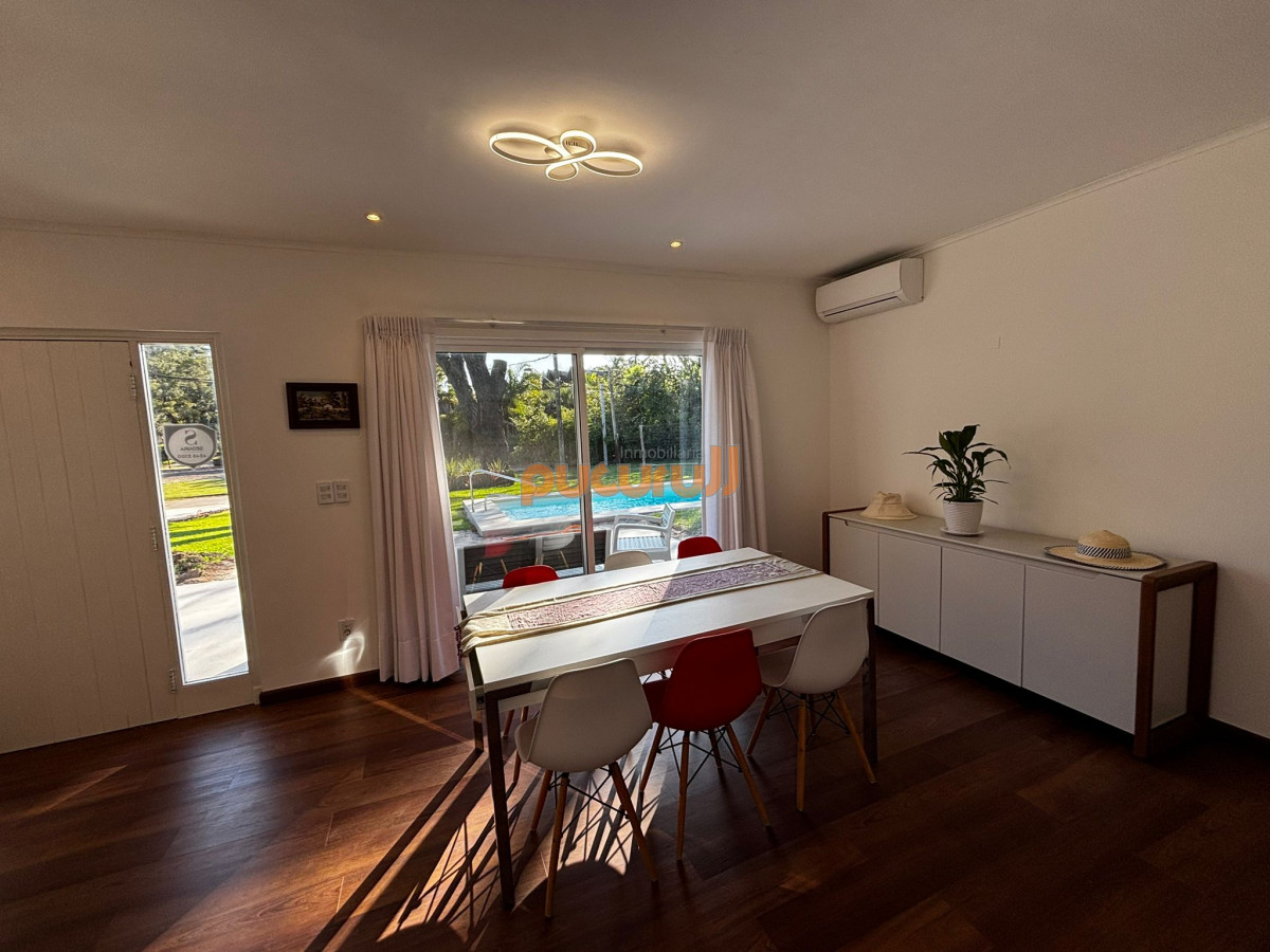 Casa ID.182 - Solanas oportunidad!!