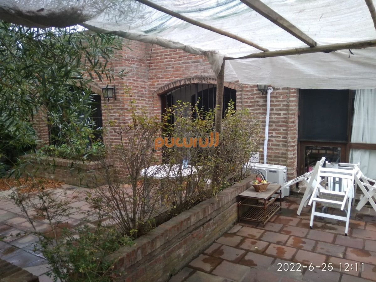 Casa ID.1710 - Zona Comercial