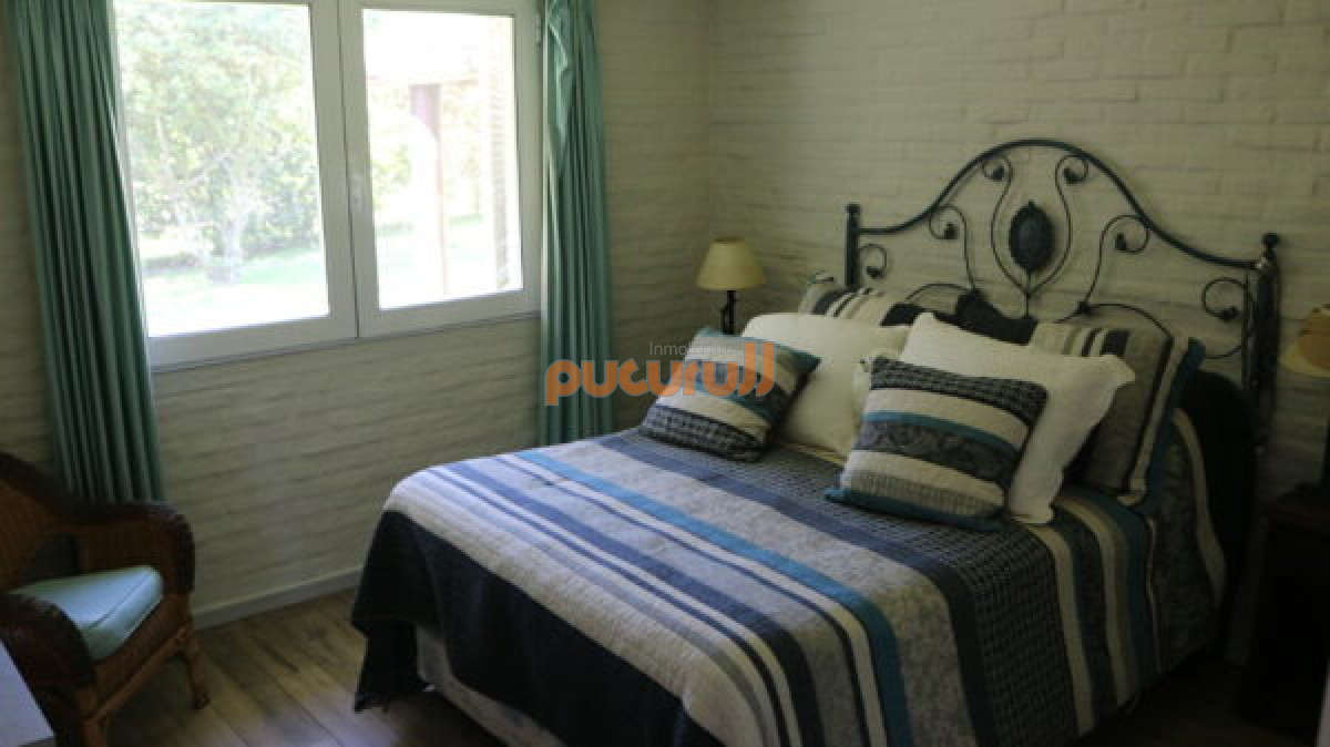 Casa ID.2444 - ¡Opción ideal en parada 20 de la Brava!