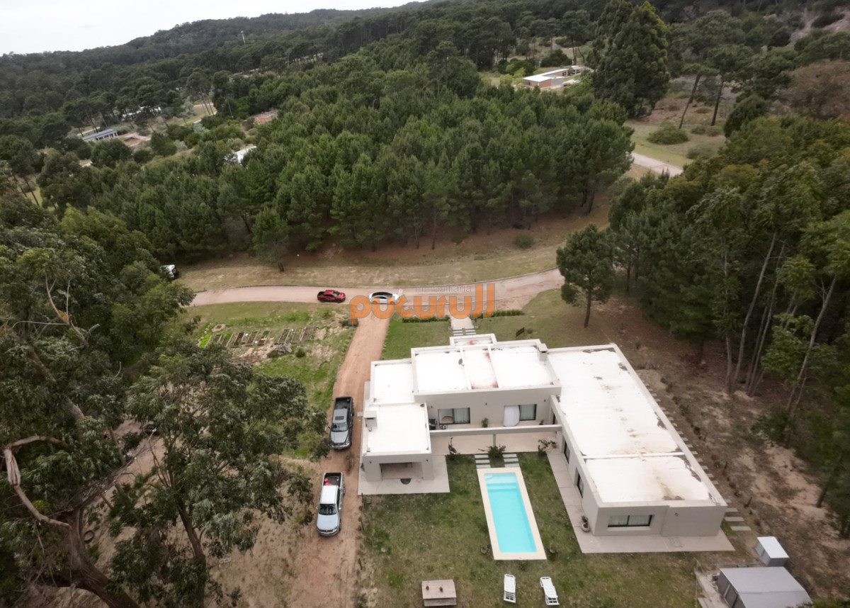 Casa ID.2354 - Excelente entorno!