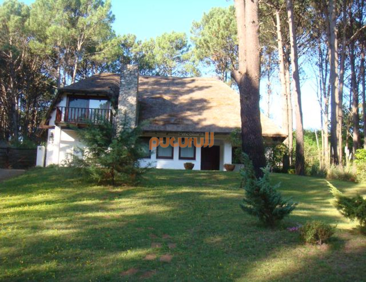 Casa ID.1702 - Casa en Punta Ballena, Club del Lago