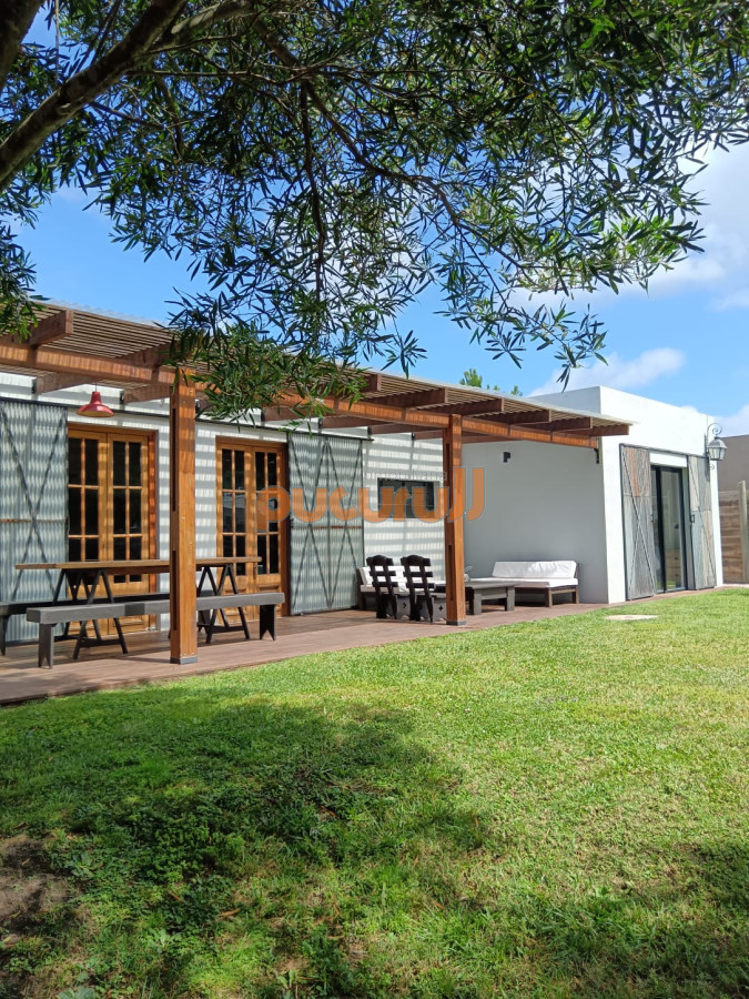 Casa ID.2285 - Venta Casa en Tío Tom