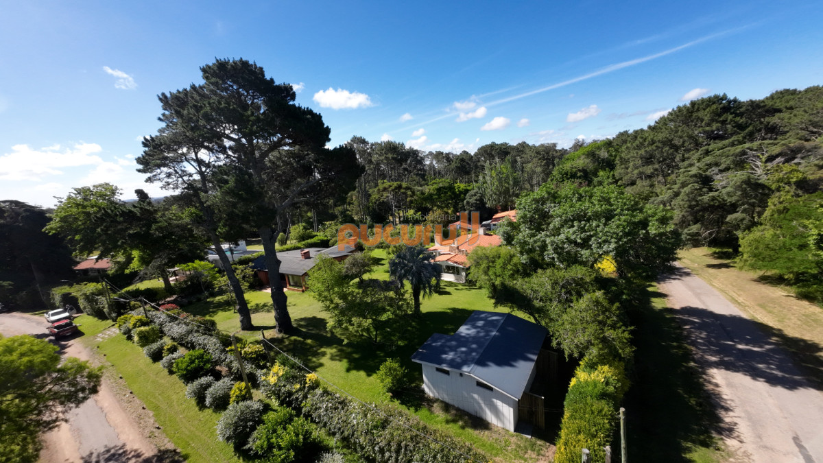 Casa ID.2444 - ¡Opción ideal en parada 20 de la Brava!