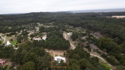 Casa en Punta Ballena, Club del Lago