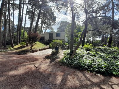 Casa en Punta Ballena, Portezuelo Bosque