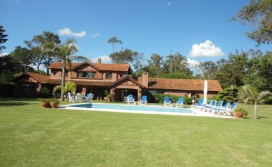 DIRECTAMENTE SOBRE EL MAR!