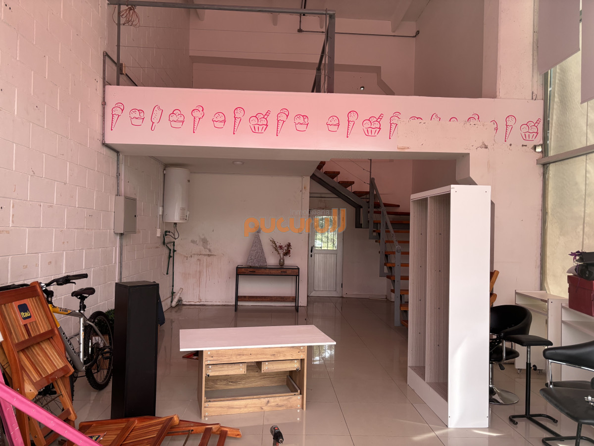 Local Comercial ID.2345 - Local en Punta Ballena, Solanas