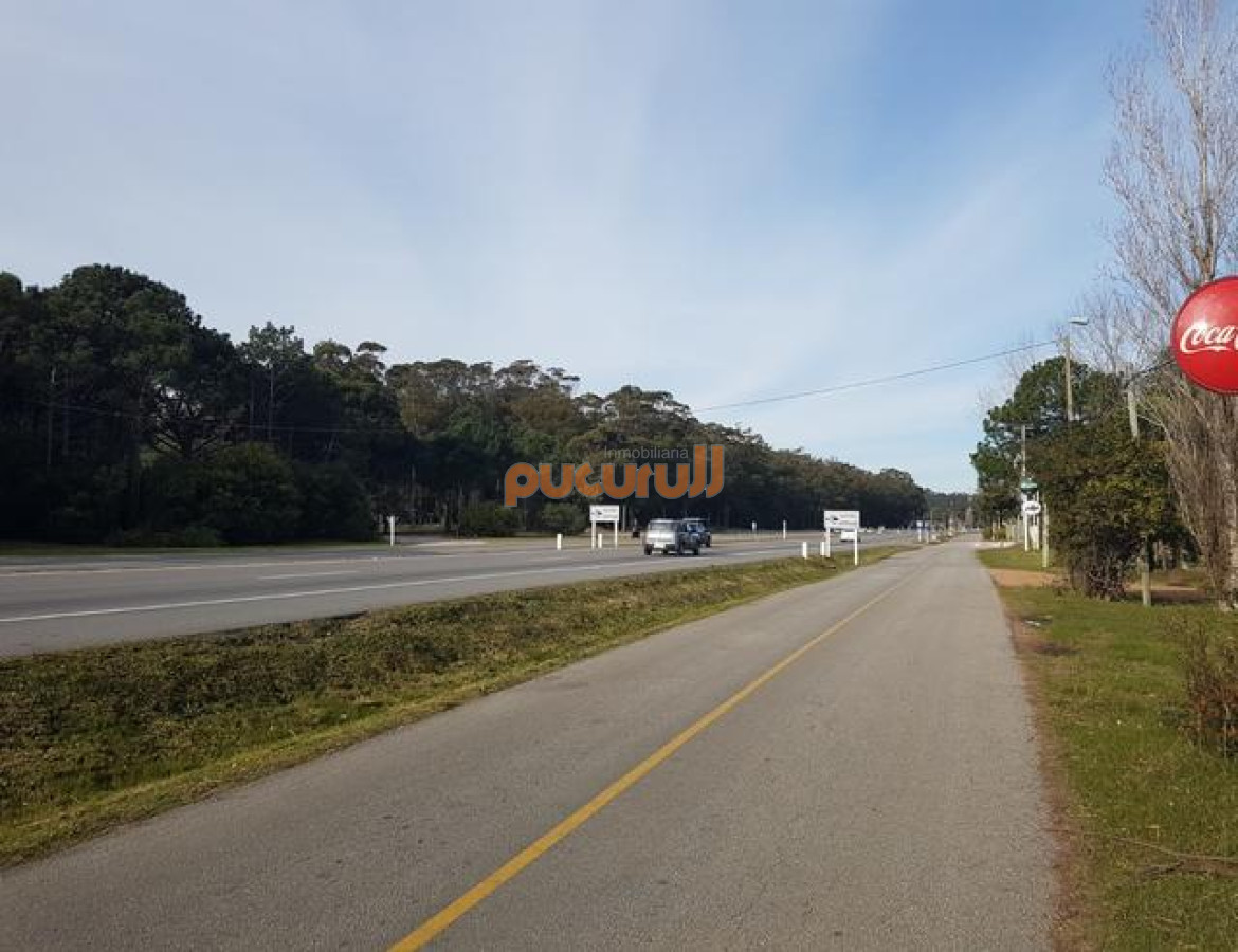 Terreno en Punta Ballena, Solanas