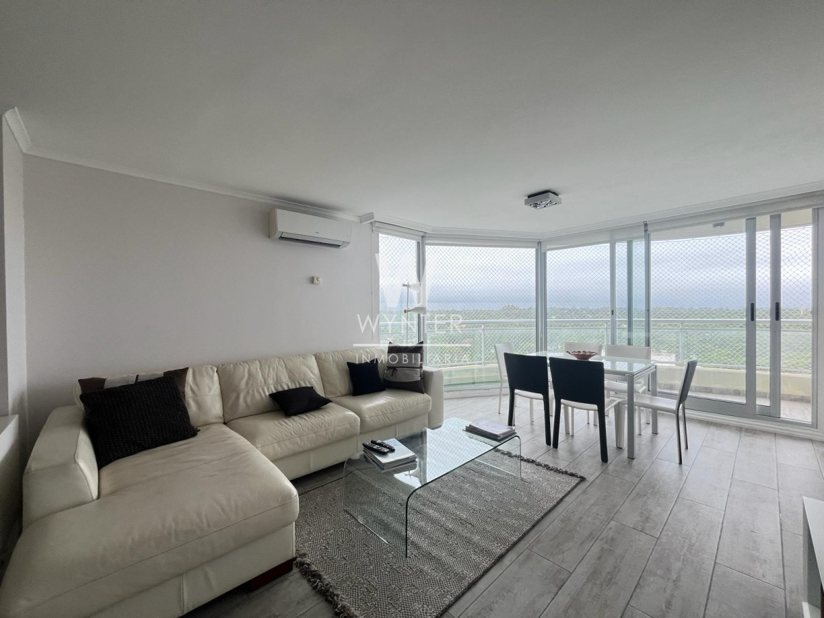 Ocean Drive - Pent-house con 3 suites, parrillero propio  - WNT472A