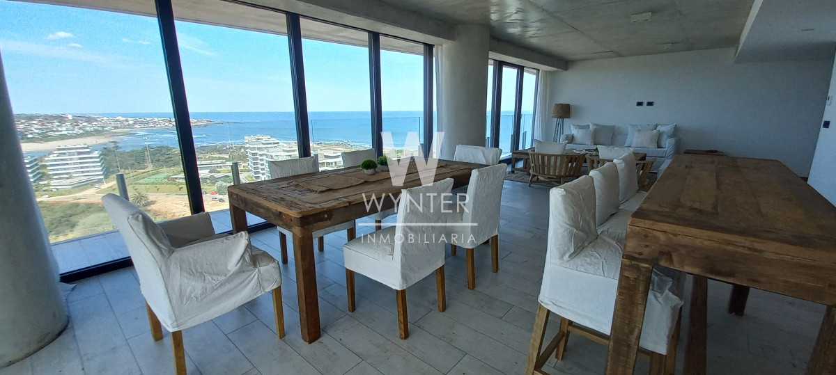 Surfside - 2 suites + den - WNT3484A