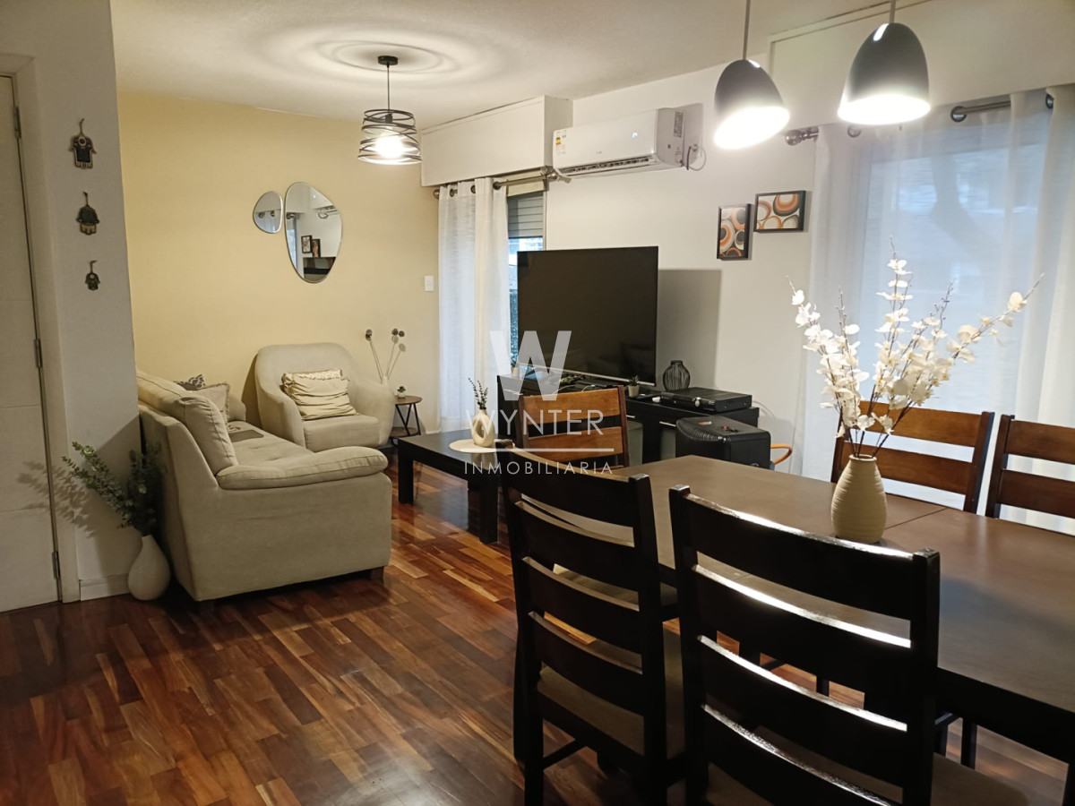 APARTAMENTO EN VENTA EN PUNTA CARRETAS, CON RENTA. 3 DORMITORIOS CON PATIO - WNT6557A