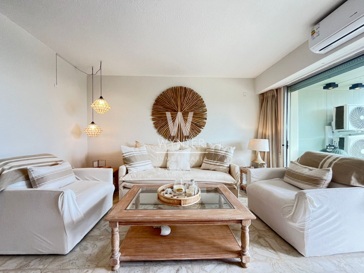 Apartamento ID.3602 - Alquiler temporal edificio Fragata Playa Mansa - 3 dormitorios