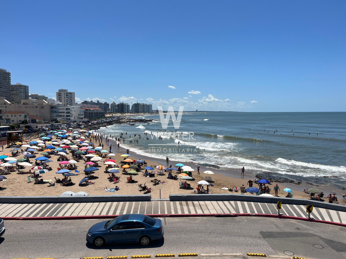 Apartamento ID.5443 - Apartamento en venta - Primera fila sobre el Emir