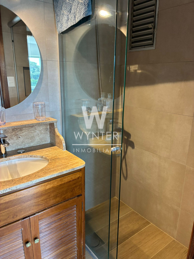 Apartamento ID.333 - Excelente Complejo - 3 dormitorios con vista al mar en edificio Fragata en alquiler