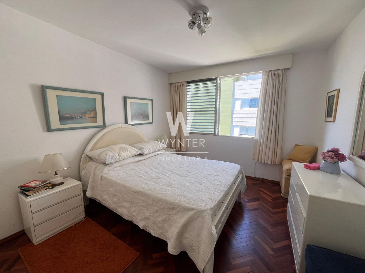 Apartamento ID.963 - A pasos del puerto, 2 y dependencia
