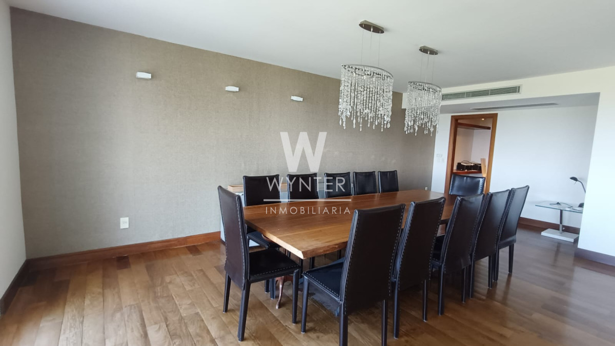 Apartamento ID.6098 - APARTAMENTO EN VENTA EN EL GOLF, 4 DORMTIROS Y SERVICIO. 