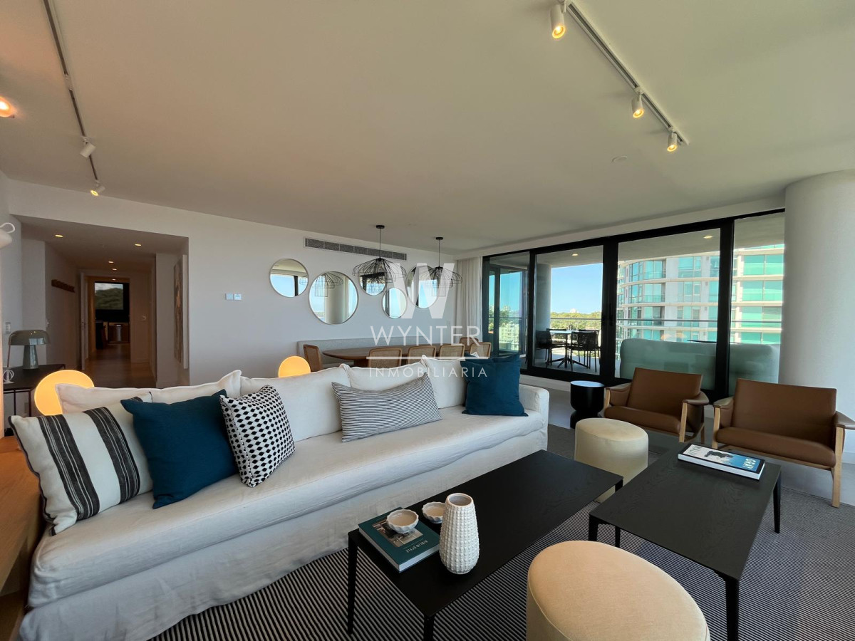 Apartamento ID.5588 - Apartamento en venta en Venetian - esquinero - 4 suites o 3 y dep. de servicio