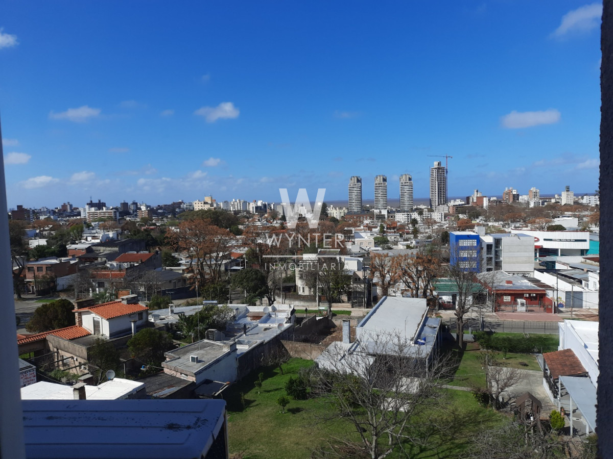 Apartamento ID.3345 - Apartamento de 3 dormitorios en Buceo.