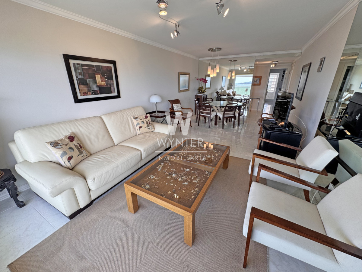 Apartamento ID.6077 - Coral Tower - 3 dormitoiros