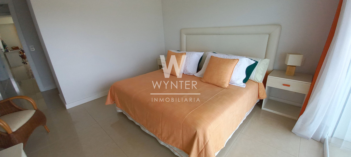 Apartamento ID.12 - Aquarela piso alto - 4 suites
