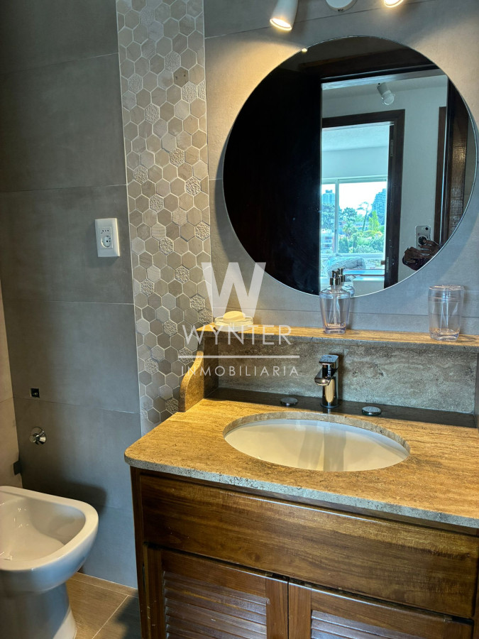 Apartamento ID.333 - Excelente Complejo - 3 dormitorios con vista al mar en edificio Fragata en alquiler