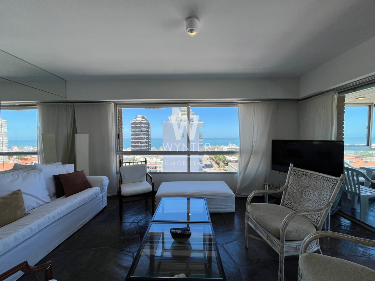 Apartamento ID.883 - Piso Alto A Pasos Del Puerto - 3 Dorm.