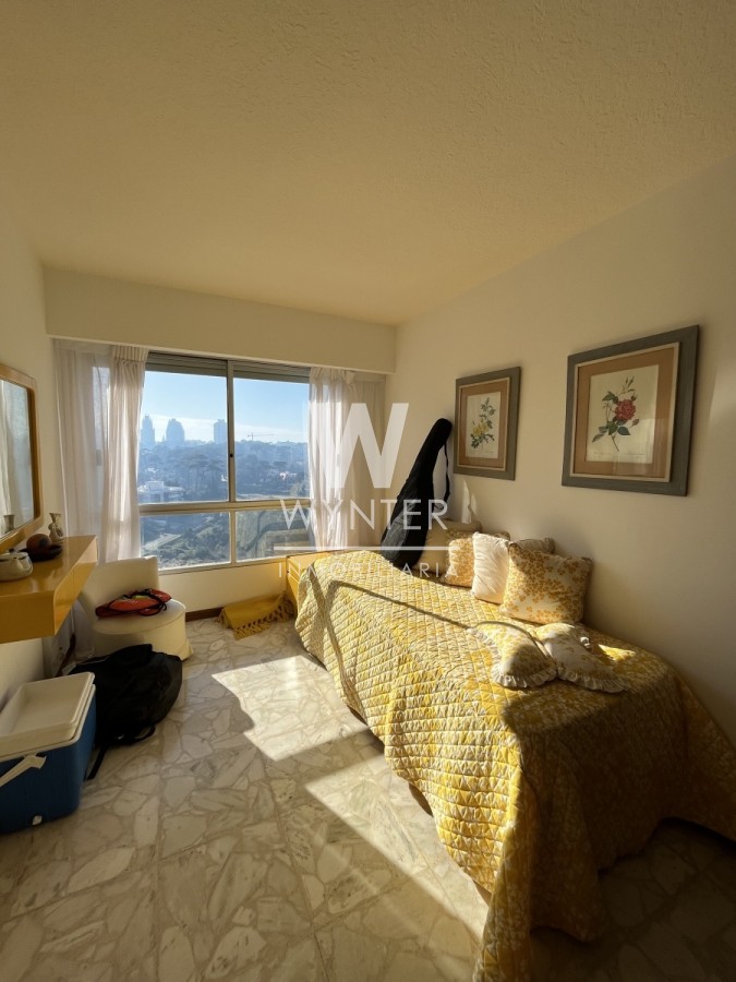 Apartamento ID.4100 - Goleta - piso alto con excelente vista al mar - 3 dormitorios