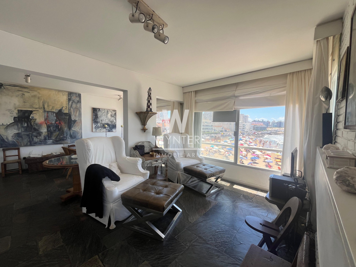 Apartamento ID.5443 - Apartamento en venta - Primera fila sobre el Emir