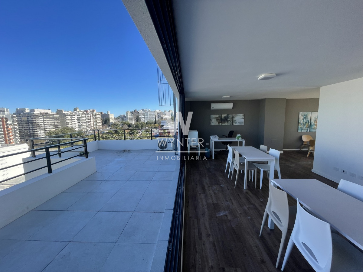 Apartamento ID.4249 - Alquiler, 2 dormitorios, Villa Biarritz