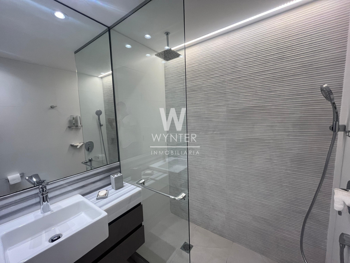 Apartamento ID.3620 - Apartamento en venta frente al mar - 3 suites y dep. de servicio