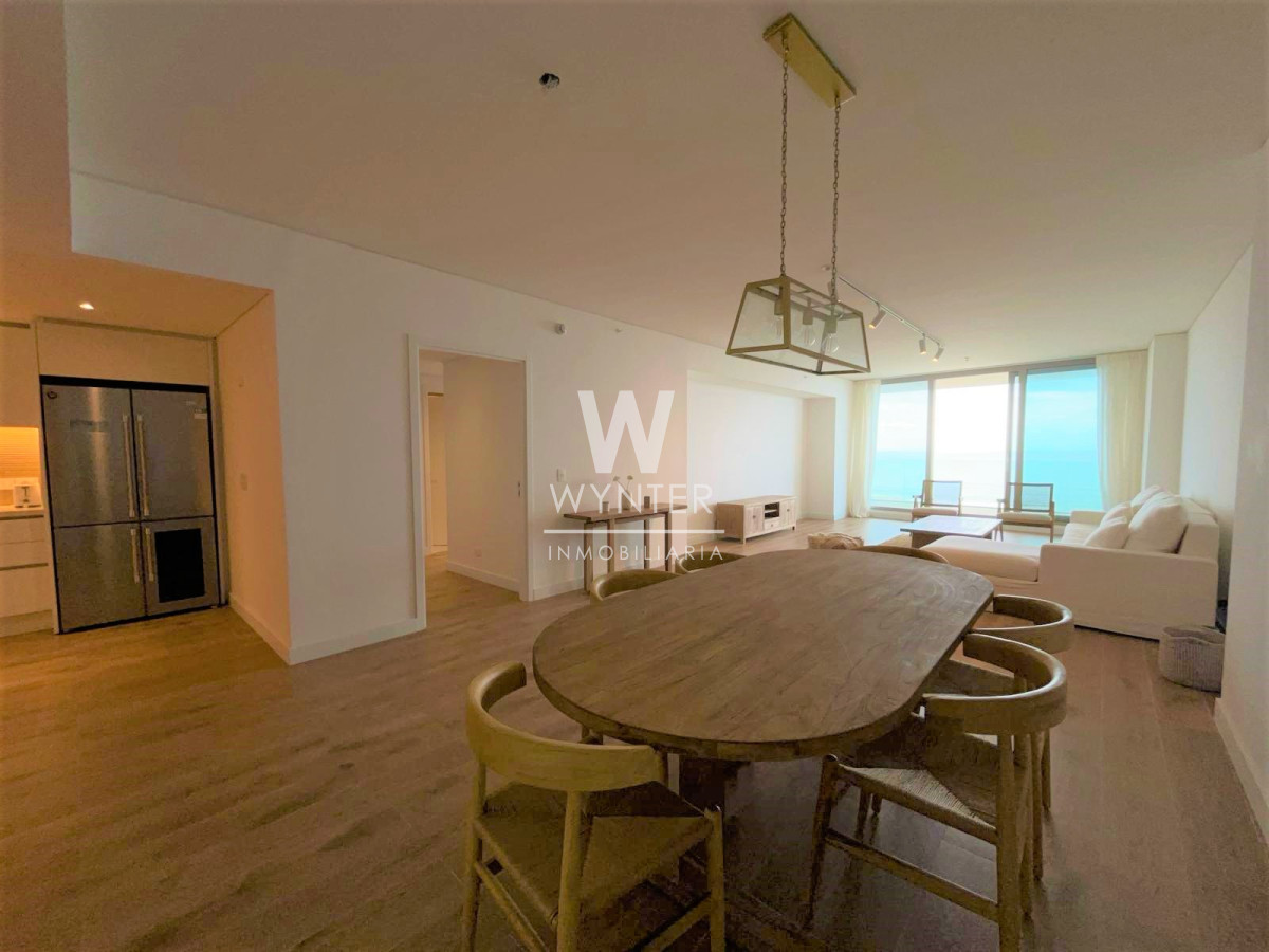 Apartamento ID.4728 - Trump tower, 1 dorm + den en venta!!!