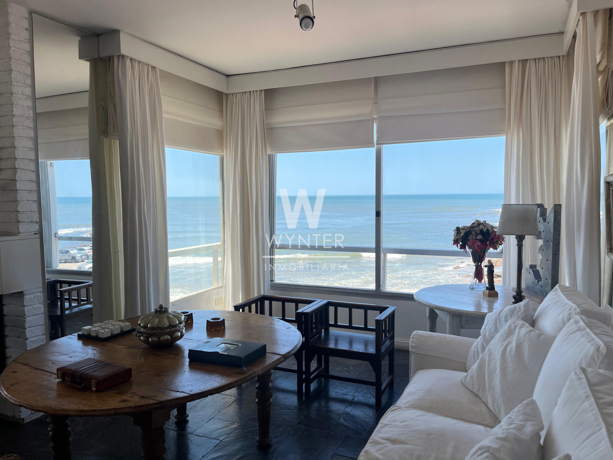 Apartamento ID.5443 - Apartamento en venta - Primera fila sobre el Emir