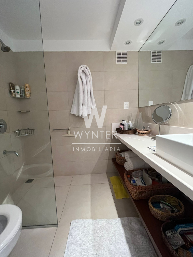 Apartamento ID.3060 - Primera fila sobre la mansa - 3 suites más den.