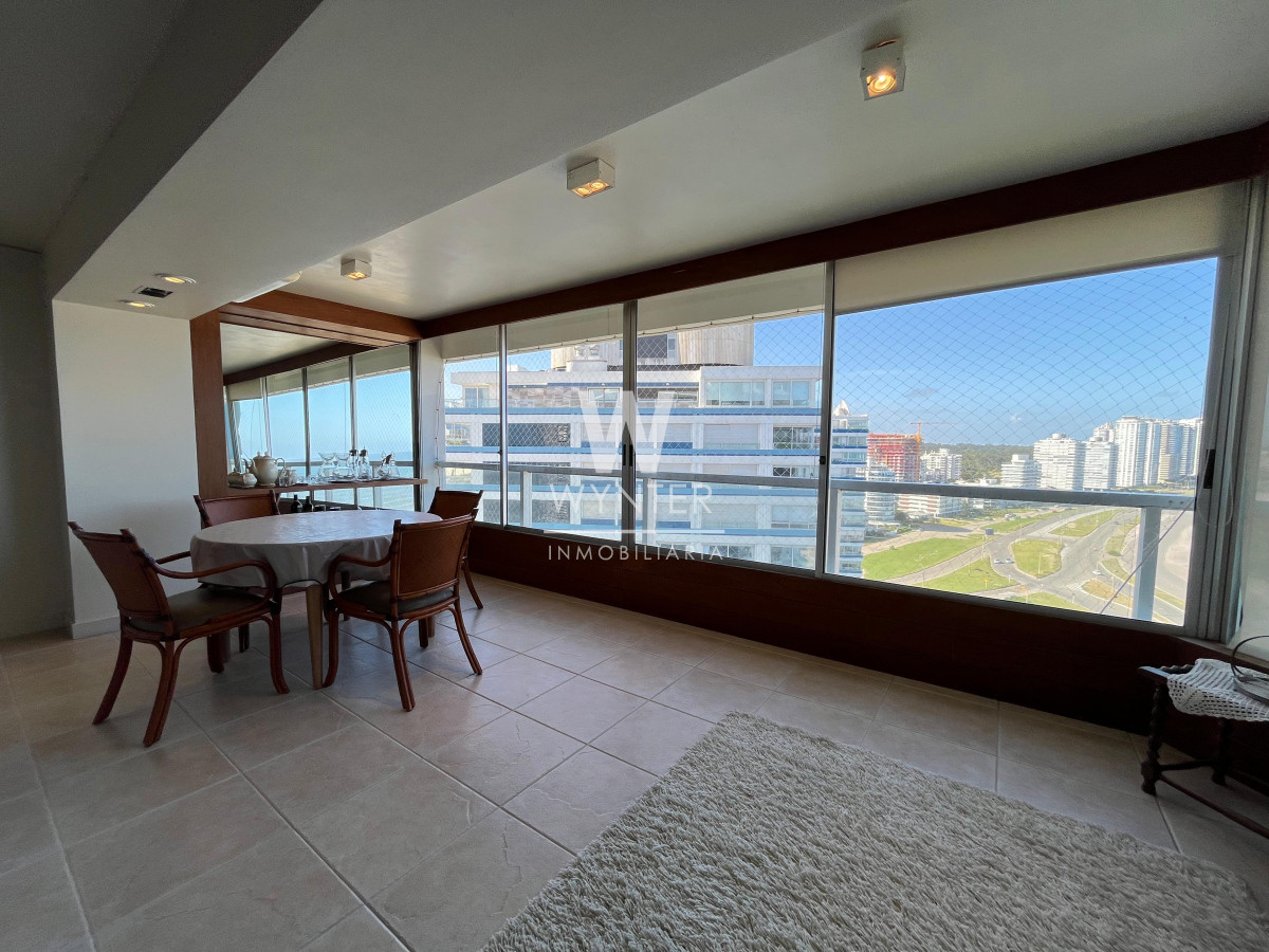 Apartamento ID.5252 - Apartamento en venta - excelente planta de 3 suite y dep. de servicio