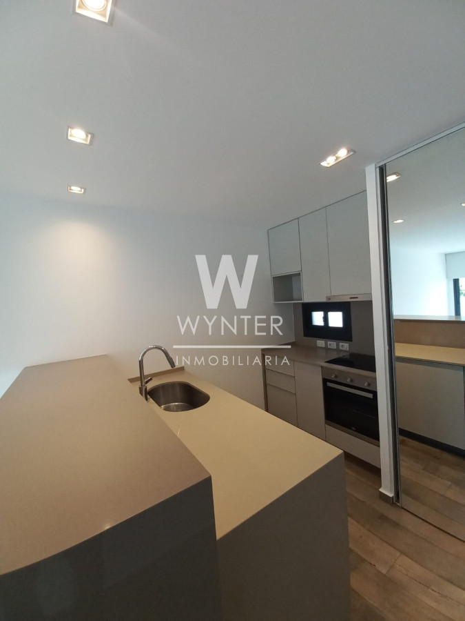 Apartamento ID.5340 - Edificio en venta, con renta, Pocitos 