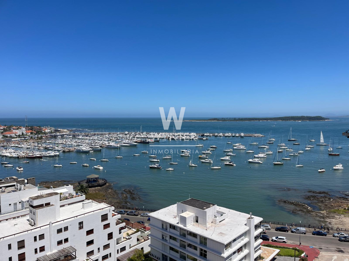 Apartamento ID.883 - Piso Alto A Pasos Del Puerto - 3 Dorm.