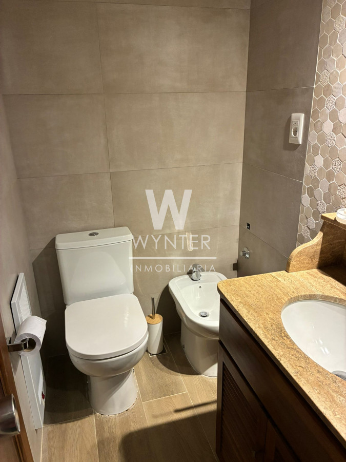 Apartamento ID.333 - Excelente Complejo - 3 dormitorios con vista al mar en edificio Fragata en alquiler