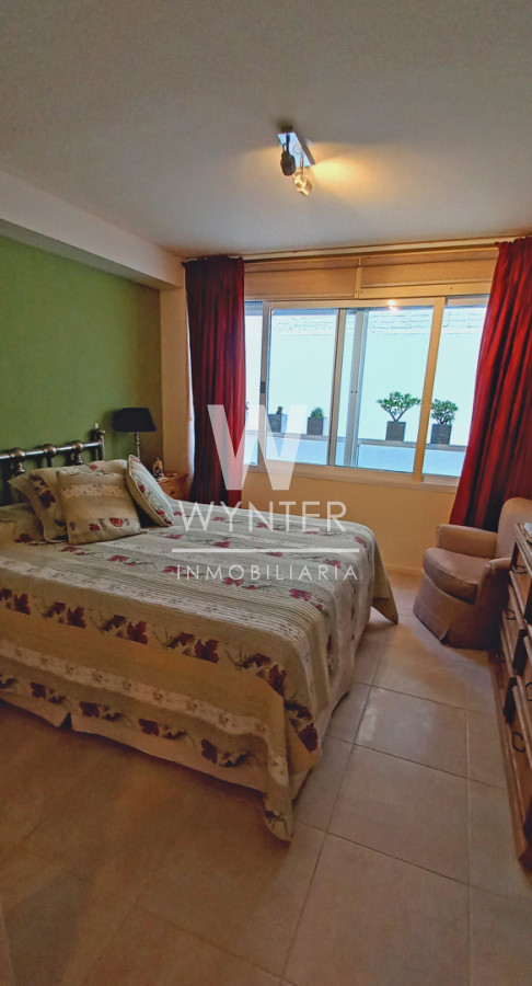 Apartamento ID.6158 - Apartamento en venta. Edificio Porto Scala frente al Puerto