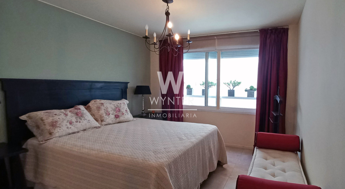 Apartamento ID.6158 - Apartamento en venta. Edificio Porto Scala frente al Puerto