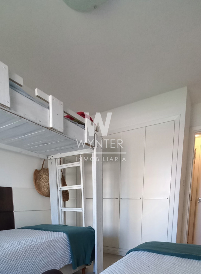 Apartamento ID.6042 - Torre Manhattan - Próximo Playa Brava y Mansa - 2 dormitorios