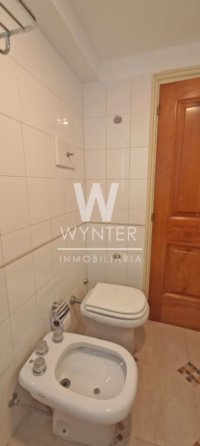 Apartamento ID.6158 - Apartamento en venta. Edificio Porto Scala frente al Puerto