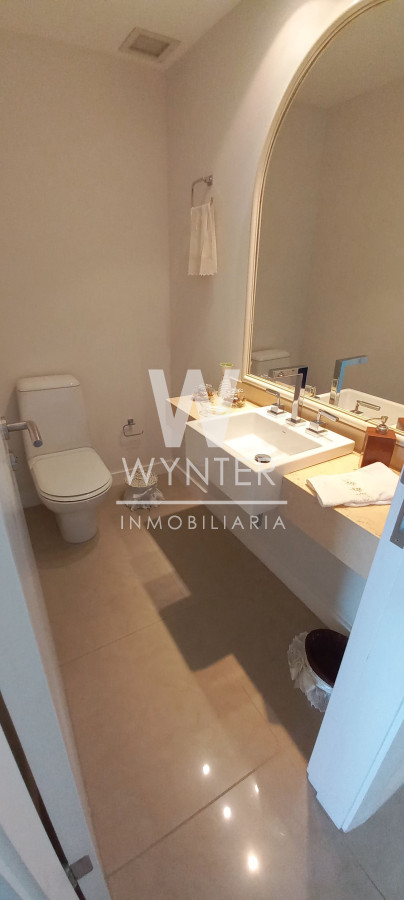 Apartamento ID.12 - Aquarela piso alto - 4 suites