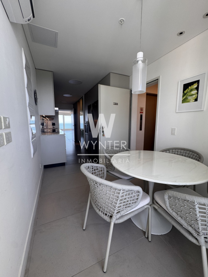 Apartamento ID.5299 - Apartamento en venta - Le Parc esquinero, piso muy alto!!!